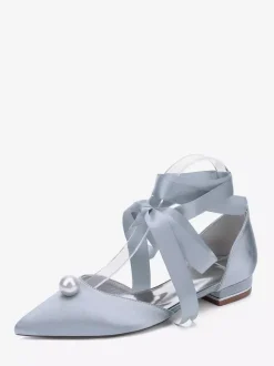 Chaussures de mariée en satin à bout pointu et à lacets avec perles