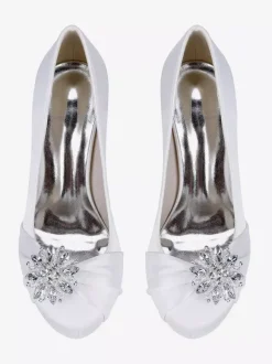 Chaussures de mariée en satin à bout rond et talons hauts avec strass