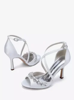 Chaussures de mariée en satin à bout ouvert et strass croisés