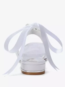 Chaussures de mariée plates en dentelle à bout pointu perles et bride cheville