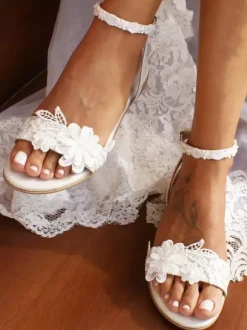 Chaussures de mariée pour femmes bout ouvert dentelle fleurs bride à la cheville