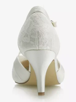 Chaussures De Mariée Vintage Dentelle Chaussures Chaton Talon Bout Pointu T Type Boucle Détail Chaussures De Mariage Rétro