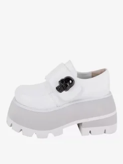 Chaussures gothiques Lolita avec détails en métal et squelette blanc chaussures Lolita en cuir PU à bout rond