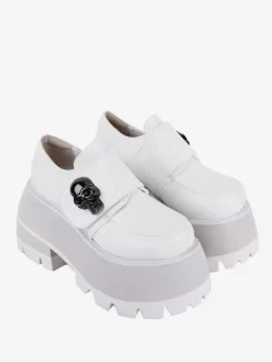 Chaussures gothiques Lolita avec détails en métal et squelette blanc chaussures Lolita en cuir PU à bout rond