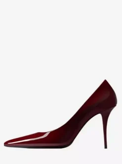 Chaussures habillées bordeaux à talons hauts et bout pointu
