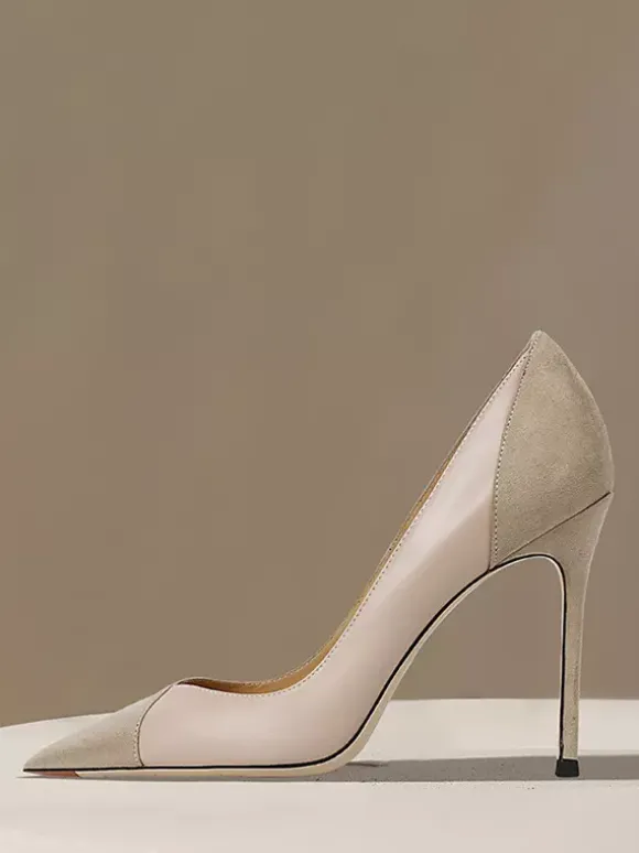 Chaussures habillées en satin pour femmes bout pointu bride arrière idéales pour les fêtes et les mariages.