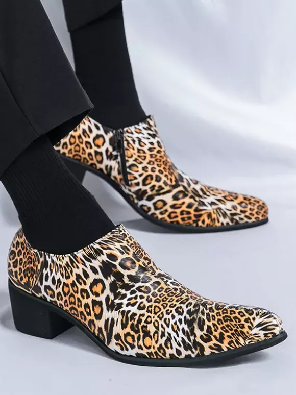 Chaussures habillées pour hommes à bout pointu et talon compensé léopard