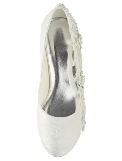 Chaussures de mariage en dentelle ivore à bout rond avec strass