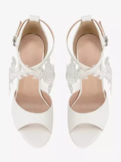 Chaussures de mariée blanches à bout ouvert et talons épais