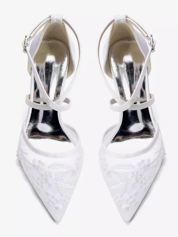 Chaussures de mariée en dentelle pour femmes bout pointu brides croisées talons carrés.