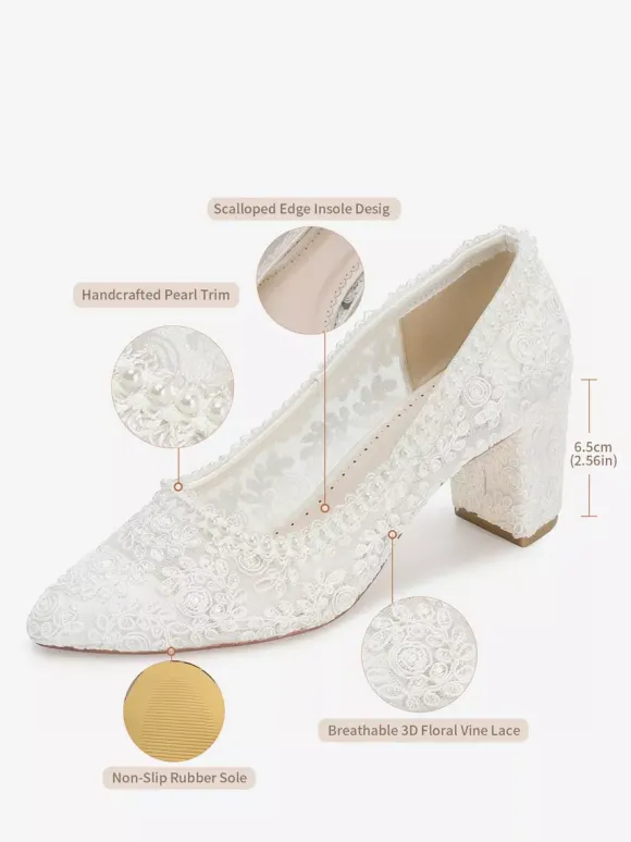 Chaussures de mariée en dentelle à talon compensé et bout pointu à enfiler