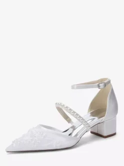 Chaussures de mariée en dentelle talon compensé bout pointu perles talon bas