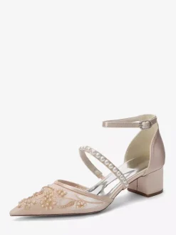 Chaussures de mariée en dentelle talon compensé bout pointu perles talon bas