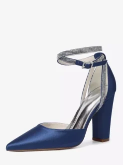 Chaussures de mariée en satin à bout pointu et bride à la cheville avec strass