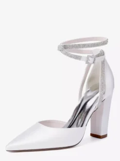 Chaussures de mariée en satin à bout pointu et bride à la cheville avec strass