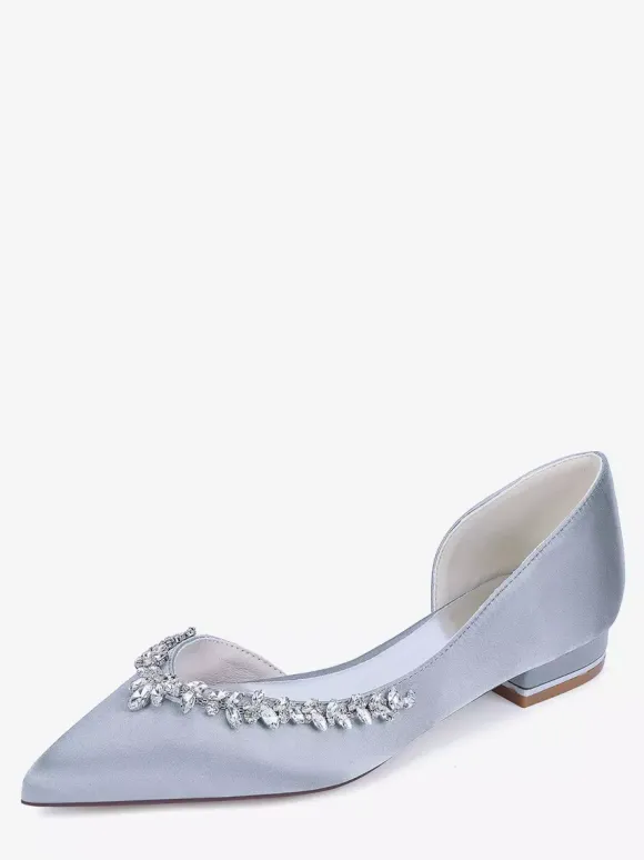 Chaussures de mariée plates en satin à bout pointu et strass