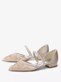 Chaussures de mariée plates en résille à bout pointu ornées de perles