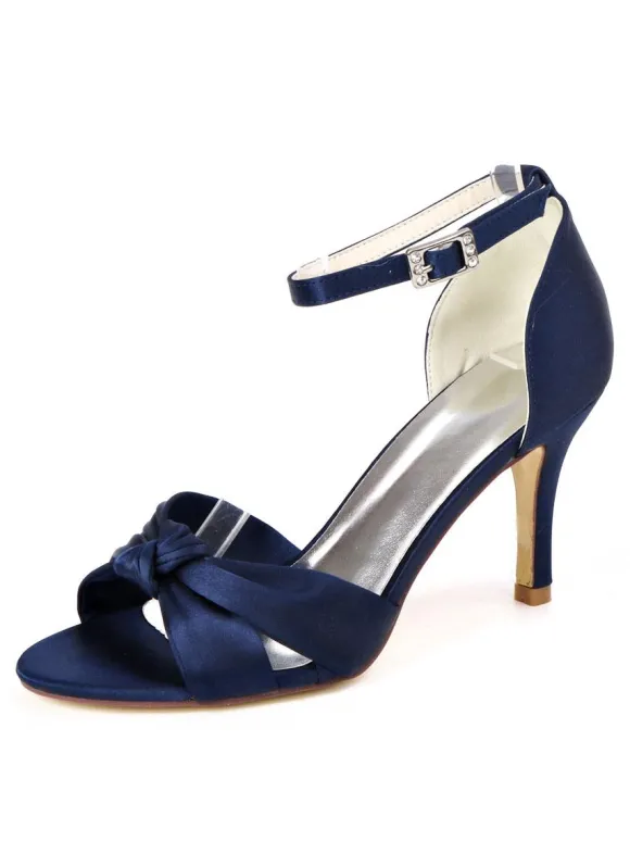 Chaussures de mariée talon haut boucle réglable