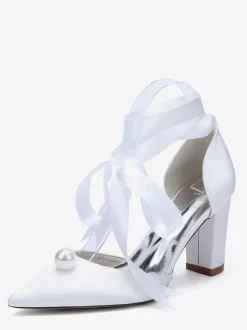 Chaussures de mariée à talons épais en satin bout pointu perles et lacets