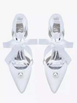 Chaussures de mariée à talons épais en satin bout pointu perles et lacets