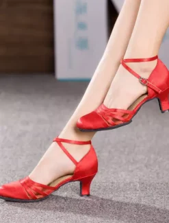 Chaussures de salon femme noir boucle réglable
