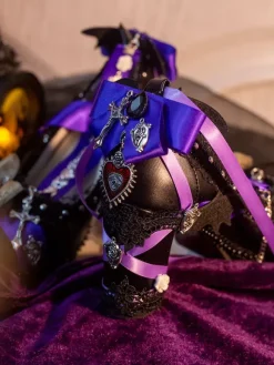 Chaussures gothiques Lolita avec n艙uds violets et chaînes en dentelle escarpins Lolita en cuir PU à bout pointu