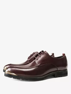 Chaussures habillées pour homme Chaussures fantastiques à bout pointu avec détails en métal en cuir de vache