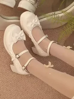 Chaussures Lolita Sweet escarpins Lolita rouges à volants et n艙uds bout rond en cuir synthétique