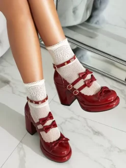 Chaussures Lolita Sweet Lolita avec n艙uds rouges et détails en métal bout rond tige en PU verni