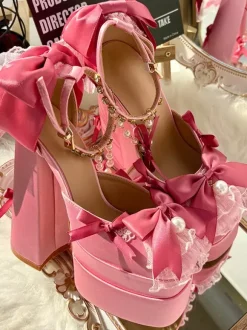 Chaussures Lolita Sweet roses à lacets et n艙uds bout rond talon compensé.