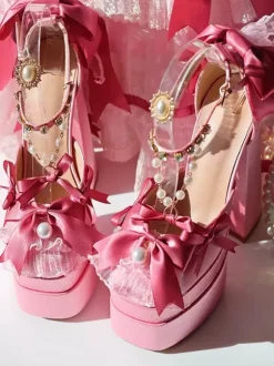 Chaussures Lolita Sweet roses à lacets et n艙uds bout rond talon compensé.
