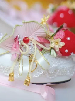 Chaussures Lolita Sweet Strawberry Escarpins Lolita à talons épais avec volants blancs écrus et n艙uds