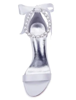 Chaussures mariée blanches en satin à bout ouvert avec boucle de perles à talons haut sandales de mariée