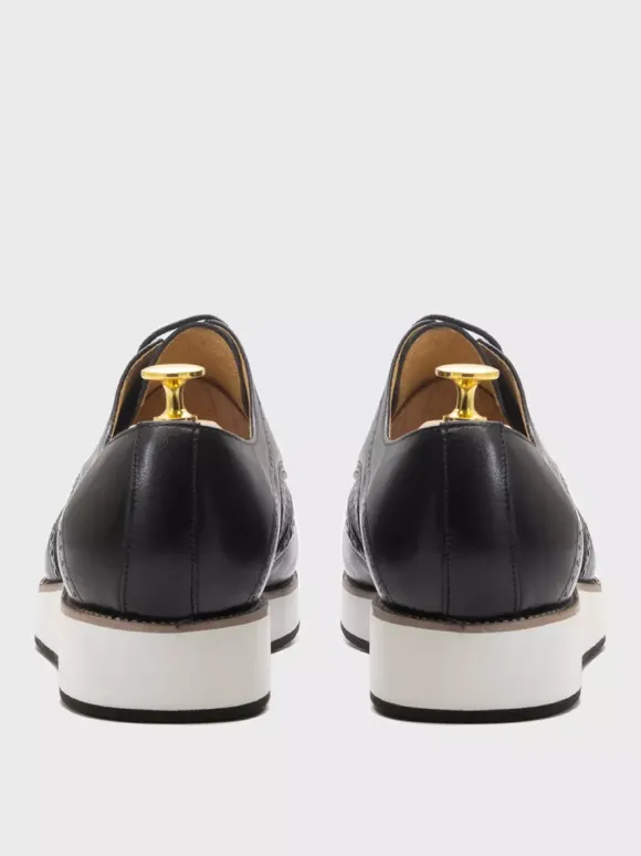 Chaussures Richelieu pour hommes bout rond en cuir véritable à lacets.