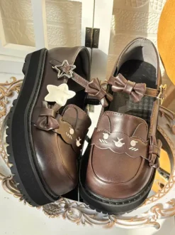 Chaussures Sweet Lolita noires à imprimé étoiles et n艙uds bout rond en cuir PU plates de haute qualité.