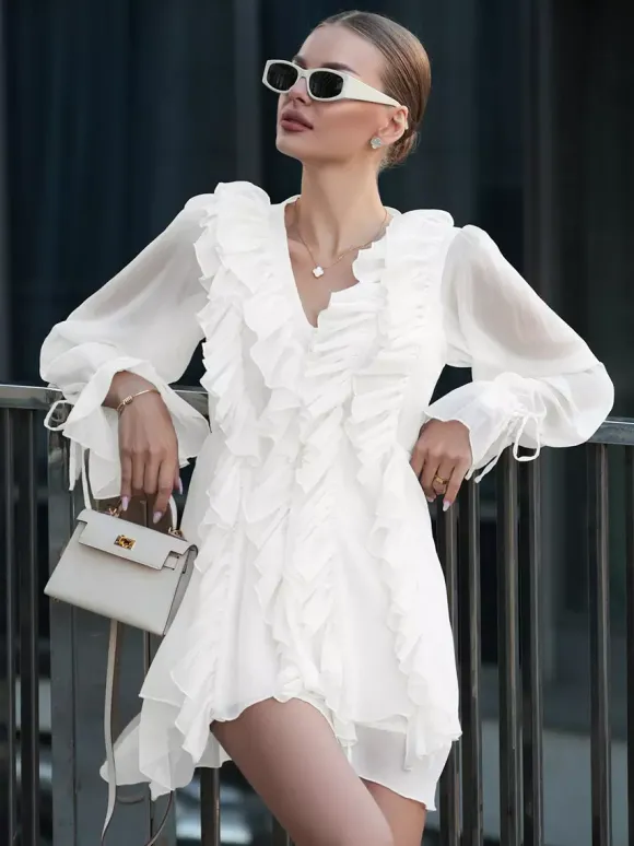 Chemise blanche à volants pour femme col en V manches longues élégantes