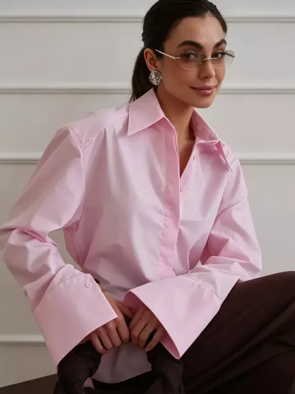 Chemise habillée à manches longues col pointu oversize et poignets larges