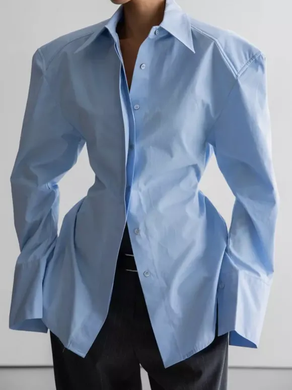 Chemise habillée à manches longues col pointu oversize et poignets larges