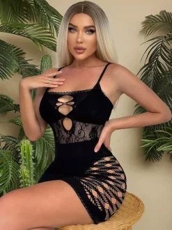 Chemise de nuit pour femme robe fourreau blanche en nylon extensible sans bretelles mini-robe lingerie sans bretelles en maille stretch décolletée