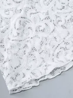 Chemisier court et ajusté à manches cloche en dentelle florale transparente
