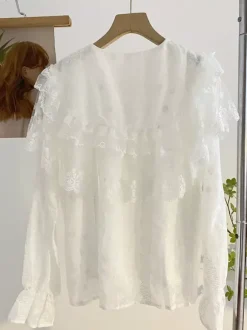 Chemisiers Lolita académiques haut Lolita chemisier à manches longues en dentelle à volants chemise Lolita blanche