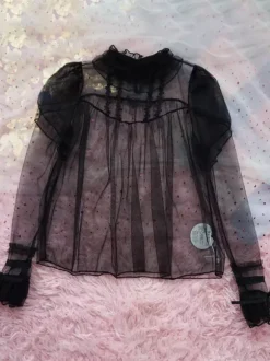 Chemisiers Lolita doux haut Lolita noir à manches longues n艙uds et volants chemise Lolita
