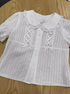 Chemisiers Lolita doux Haut Lolita Écru Blanc Manches courtes N艙uds Volants Chemise Lolita