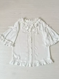 Chemisiers Lolita doux haut Lolita blanc à manches courtes et volants en dentelle chemise Lolita