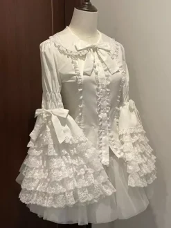 Chemisiers Lolita à la mode Harajuku haut blanc manches longues n艙uds en dentelle chemise Lolita
