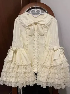 Chemisiers Lolita à la mode Harajuku haut blanc manches longues n艙uds en dentelle chemise Lolita