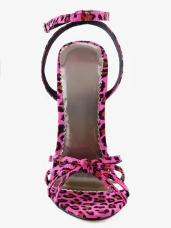 Chic sandales à talons aigus en tissu rose à motif léopard