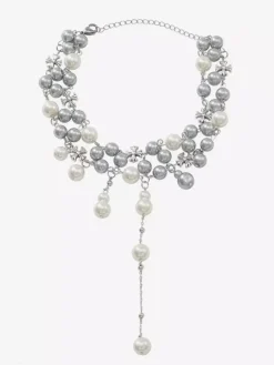 Collier ras-de-cou à perles multi-tailles avec pompon en forme de Y et chaînette d'extension ajustable