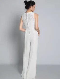 Combinaison de mariée 2 pièces gilet en dentelle sans manche boutonné sur dos