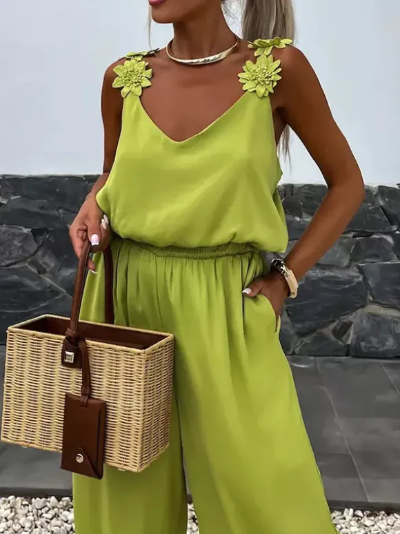 Combinaison olive à col V sans manches et fines bretelles en polyester coupe droite tenue d'été une pièce